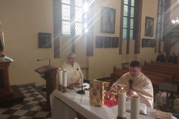 IMG-579c3f96720bf9184fb8334a2ede2e35-V